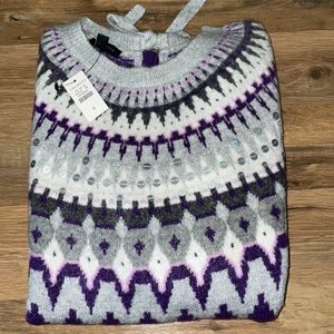 Women’s holiday sweater